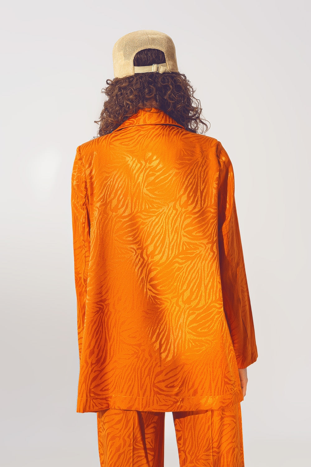 Blazer oversize con estampado de cebra en naranja