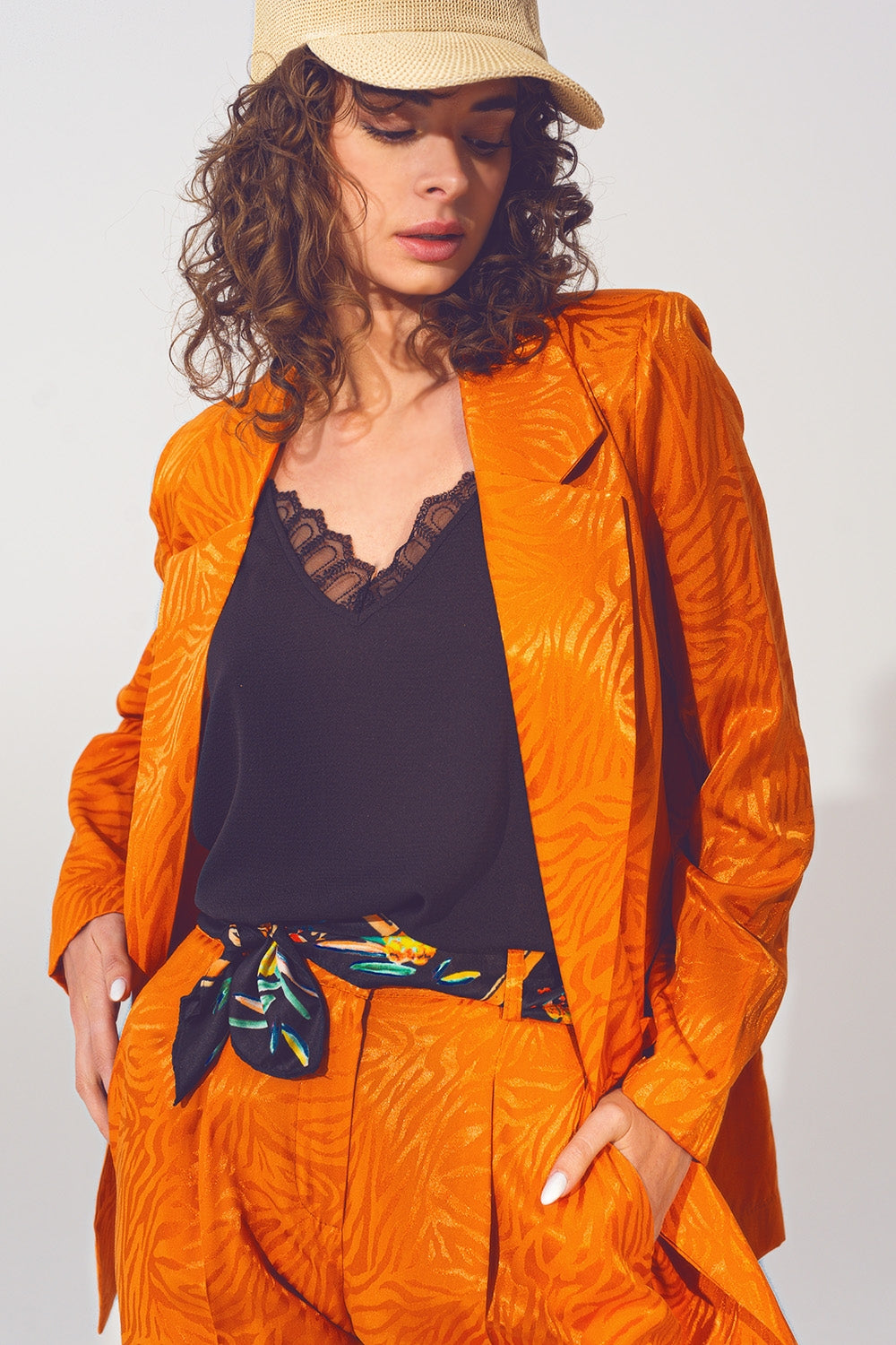 Blazer oversize con estampado de cebra en naranja