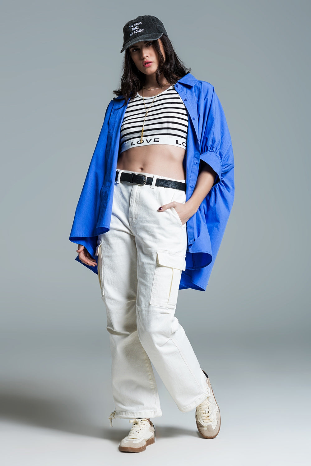 Blusa oversize azul de manga corta