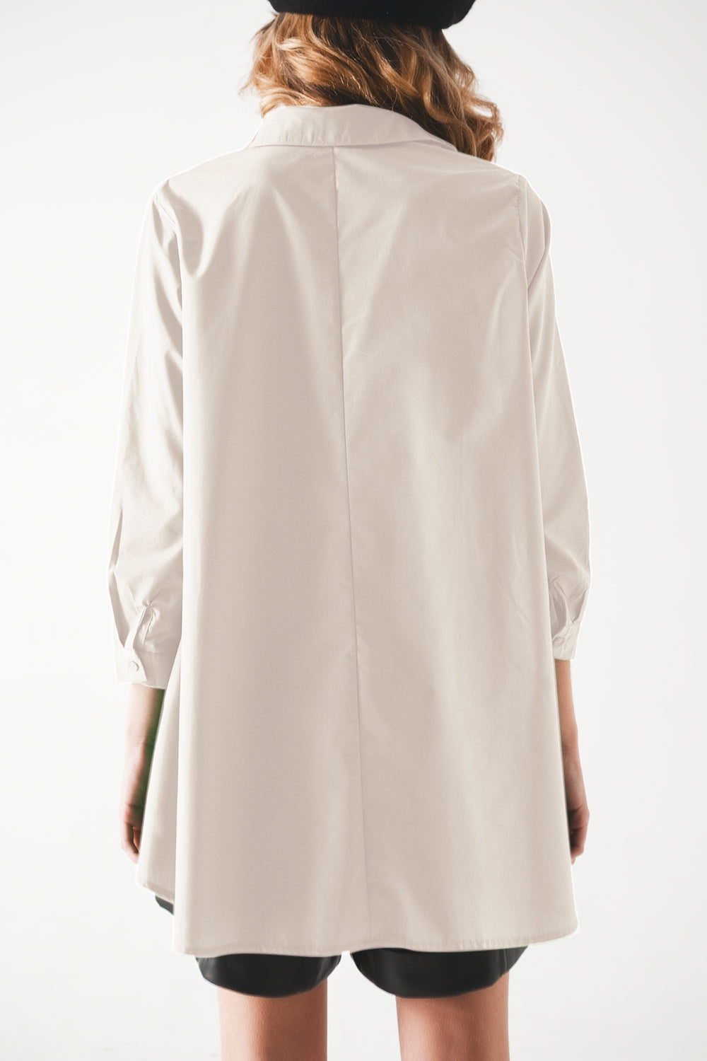 Camisa oversize de popelina en línea A en blanco