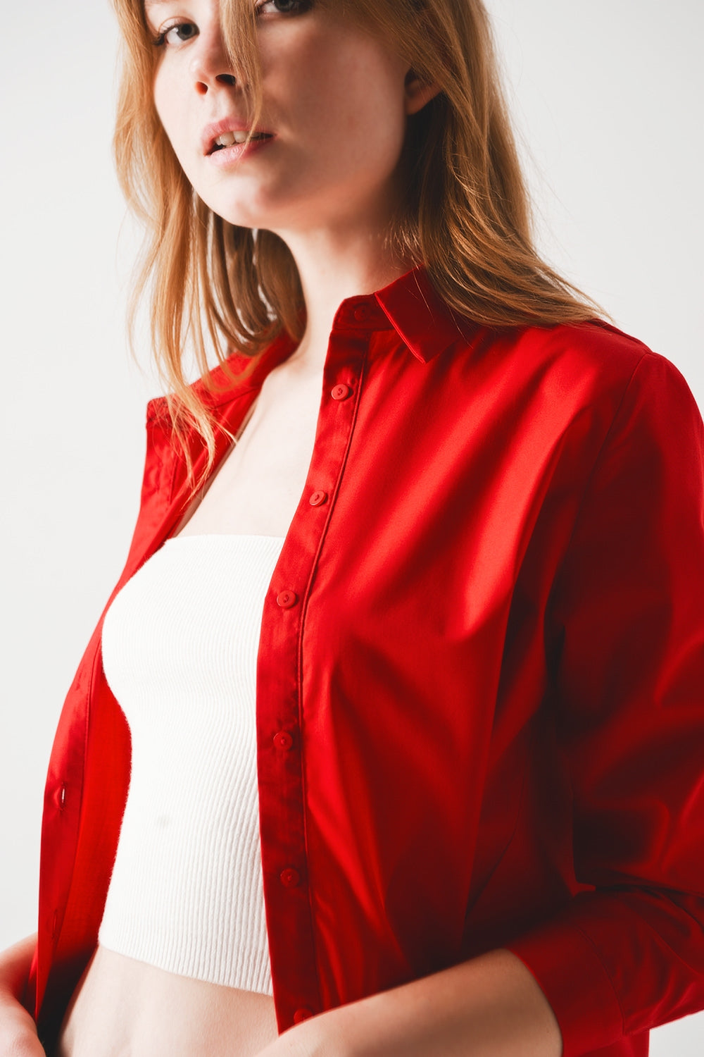 Camisa oversize en rojo intenso