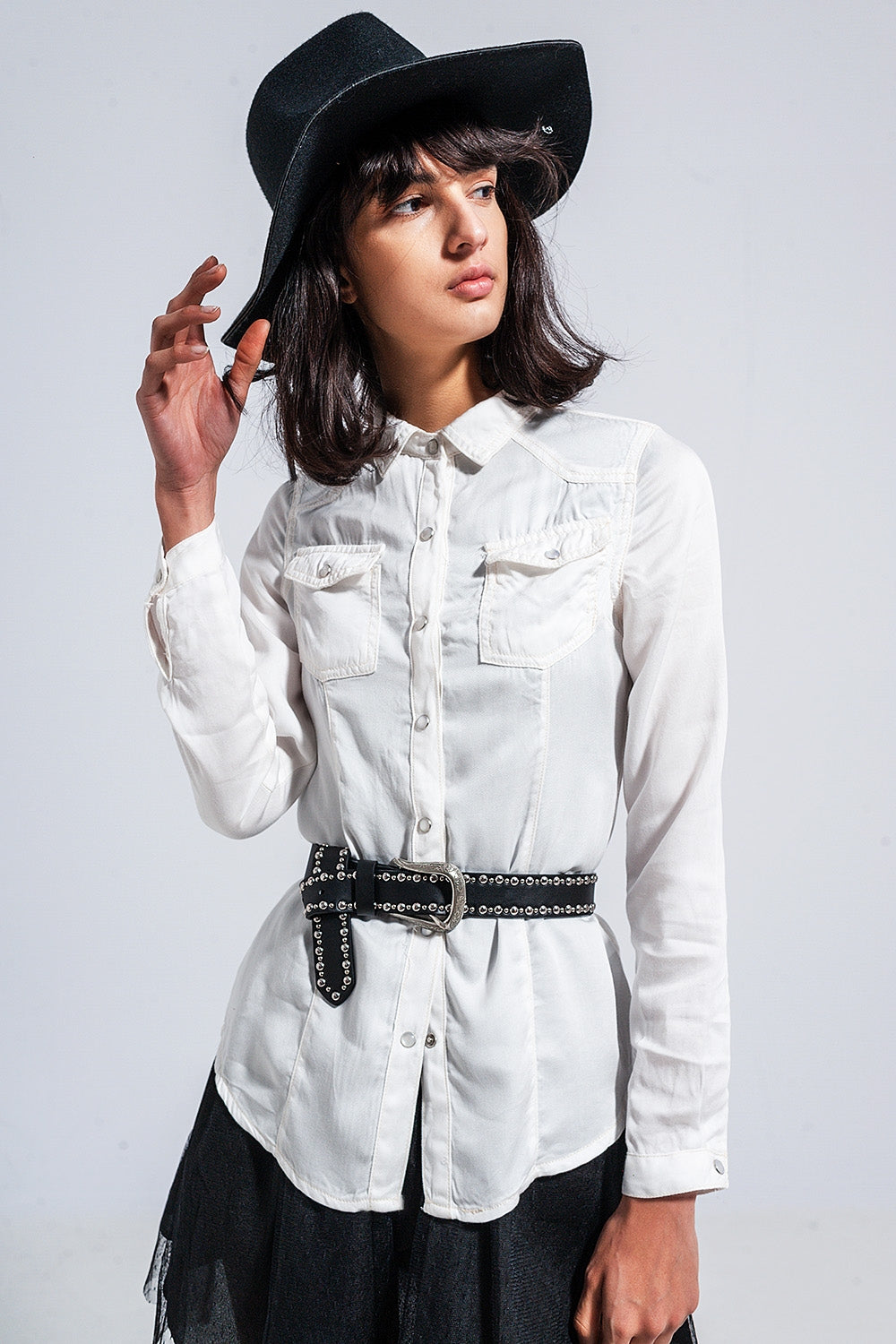 Camisa vaquera blanca de corte slim