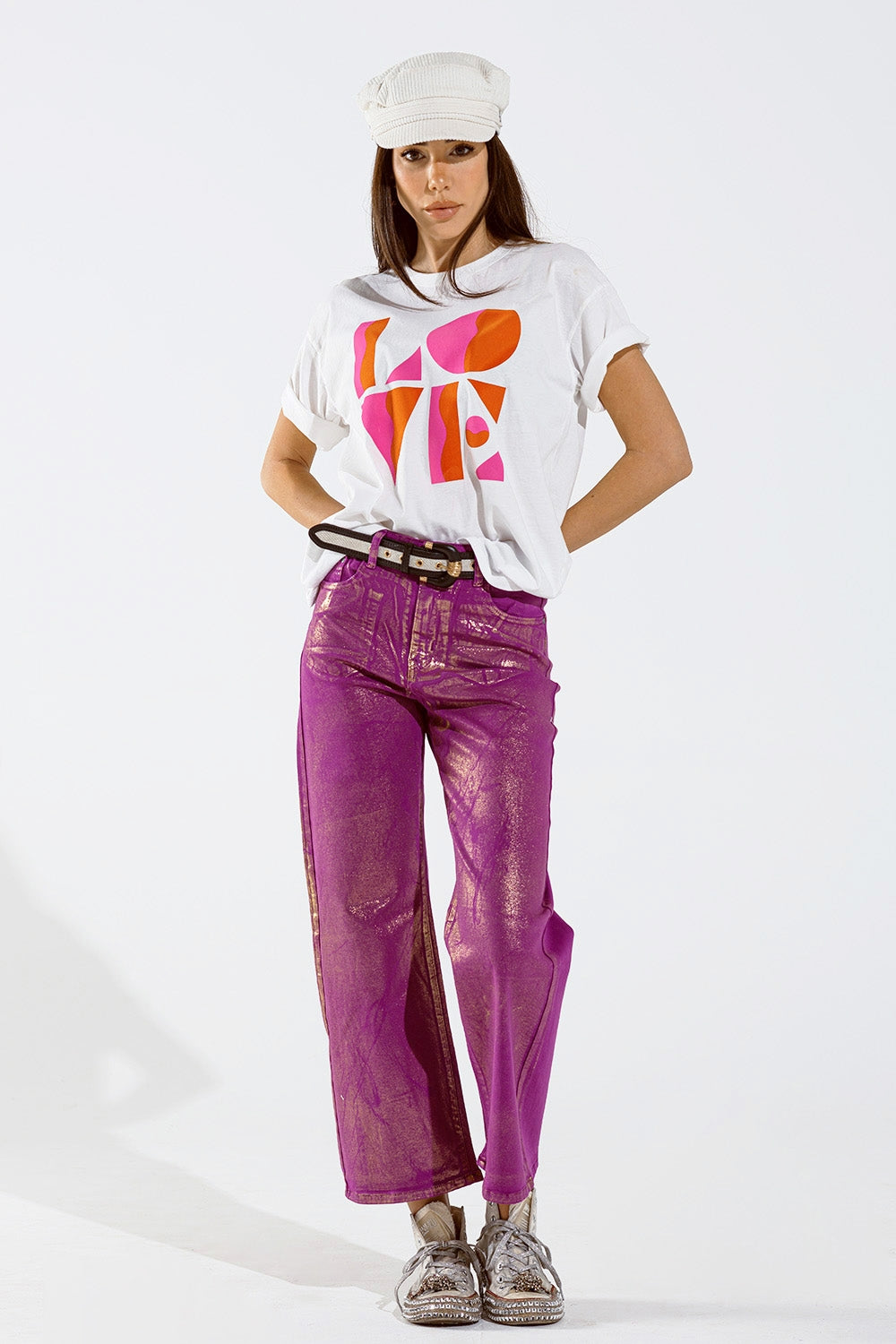 Camiseta con estampado digital LOVE art deco en blanco
