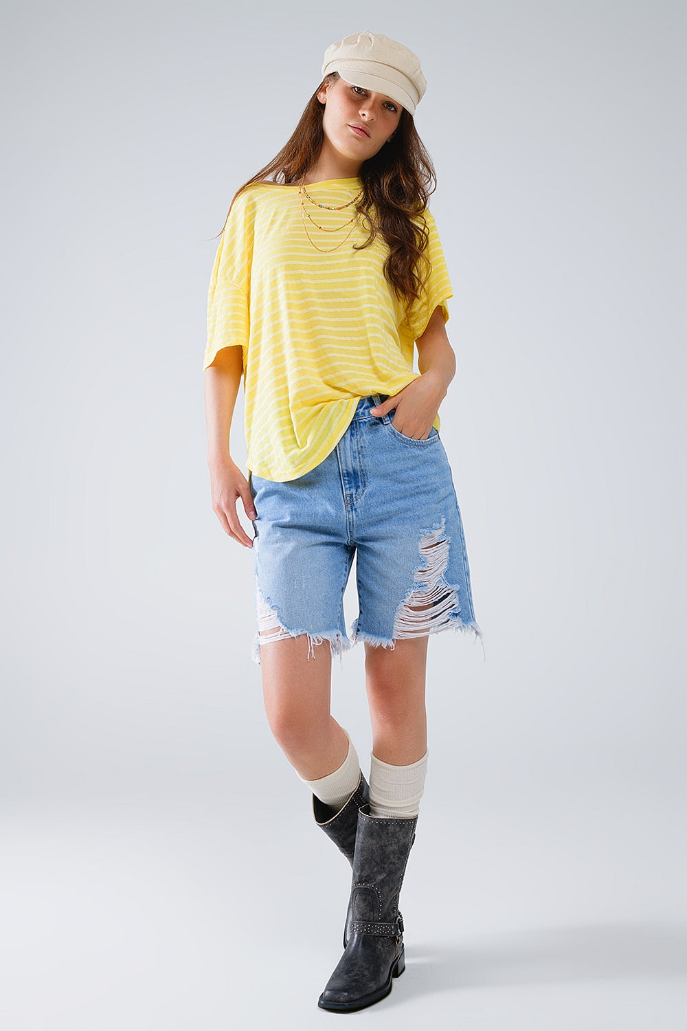 Camiseta relajada de rayas con cuello redondo en amarillo