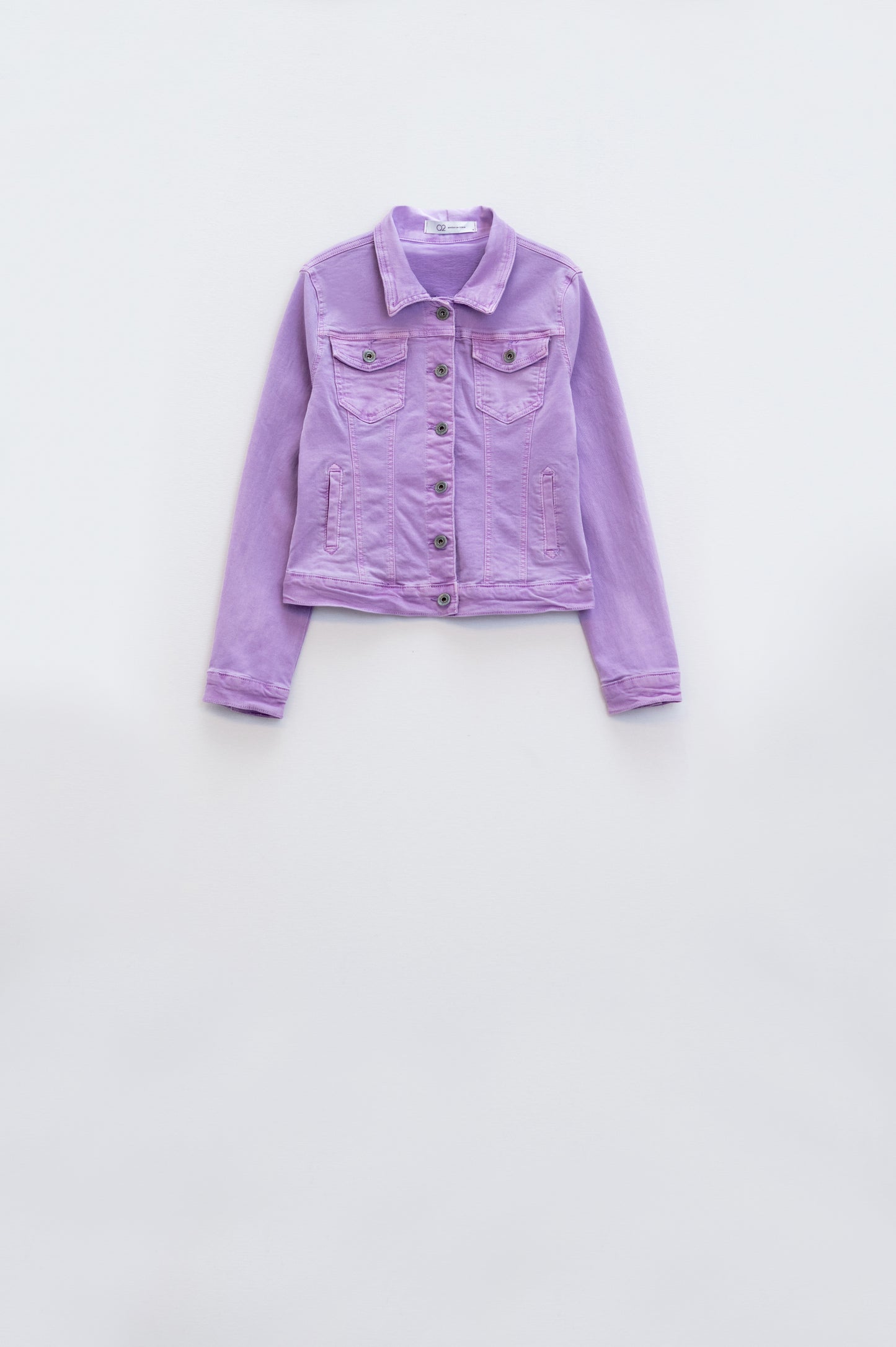 Cazadora vaquera slim trucker en lila