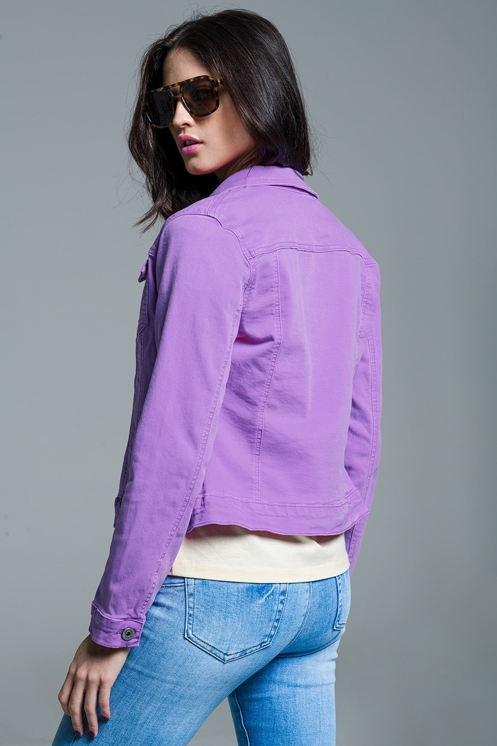 Cazadora vaquera slim trucker en lila