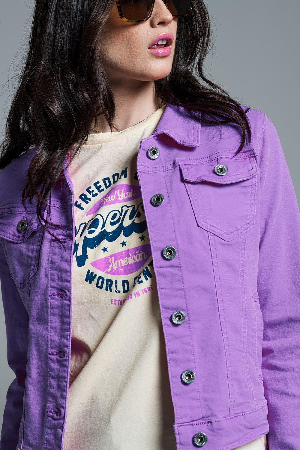 Cazadora vaquera slim trucker en lila