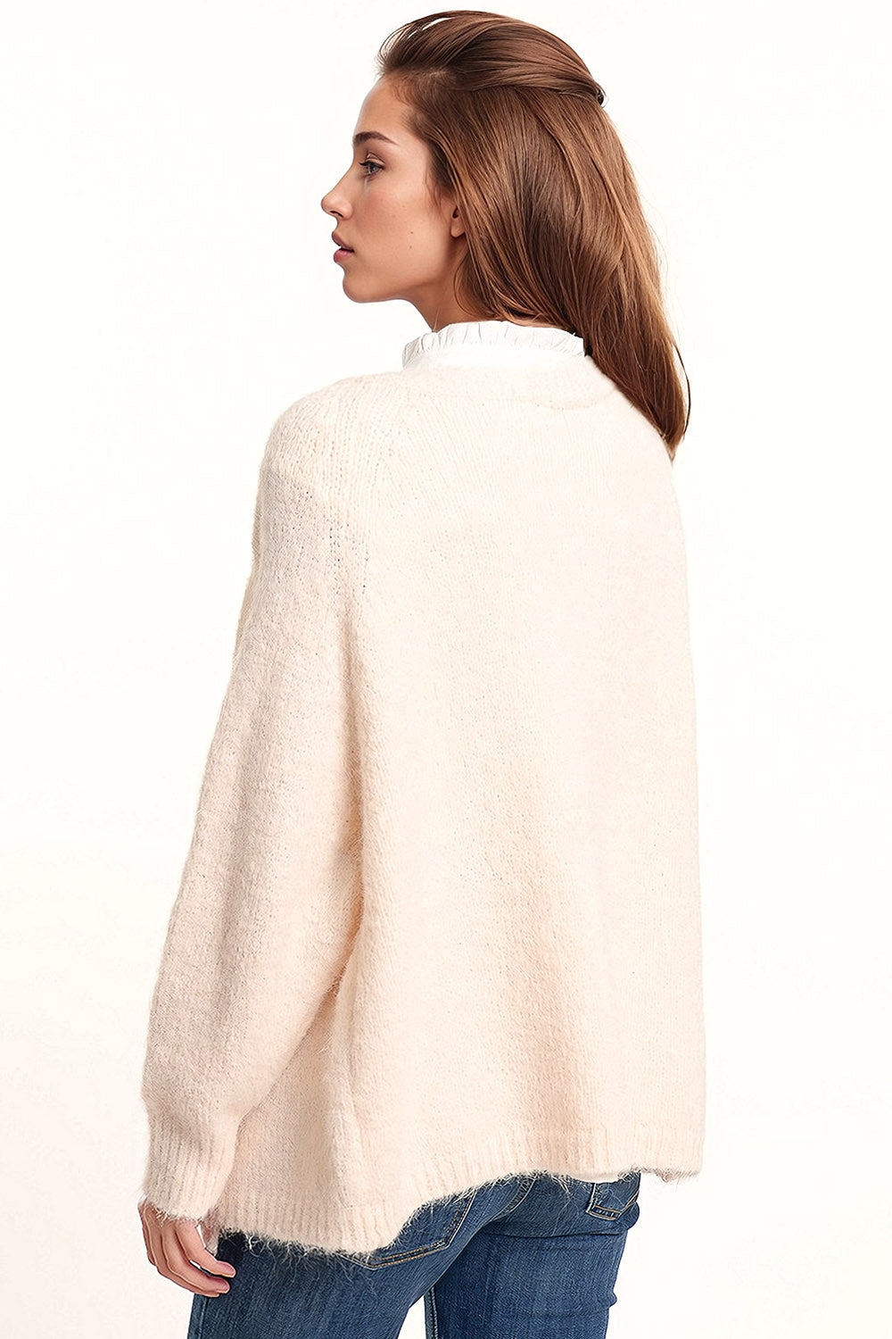 Chaqueta abierta oversize de punto mullido en color blanco con canalé en los puños y las mangas