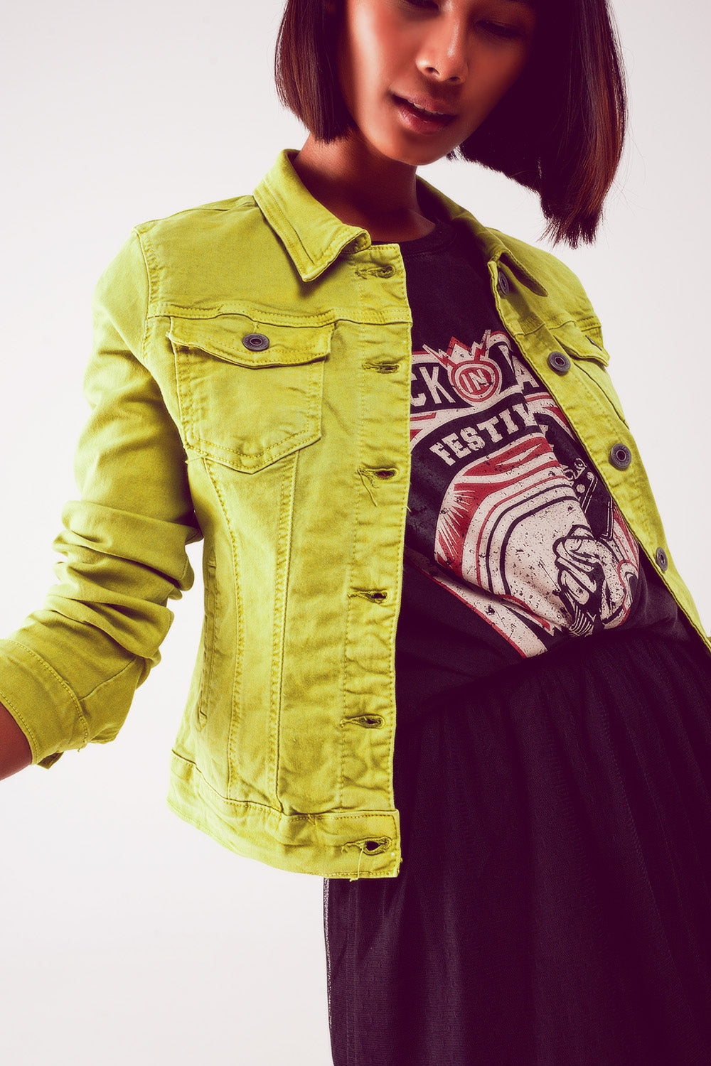 Chaqueta vaquera de corte slim en color lima