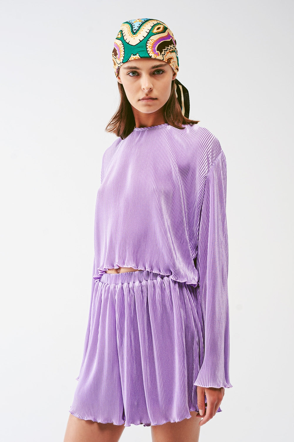 Crop Top plisado con cuello redondo en lila