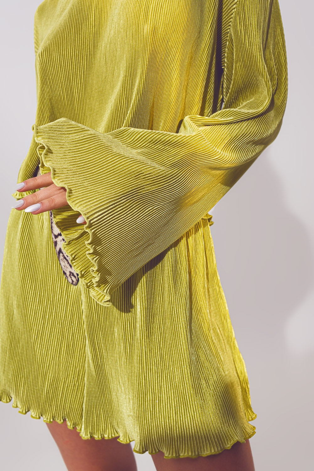 Crop Top plisado de cuello redondo en verde