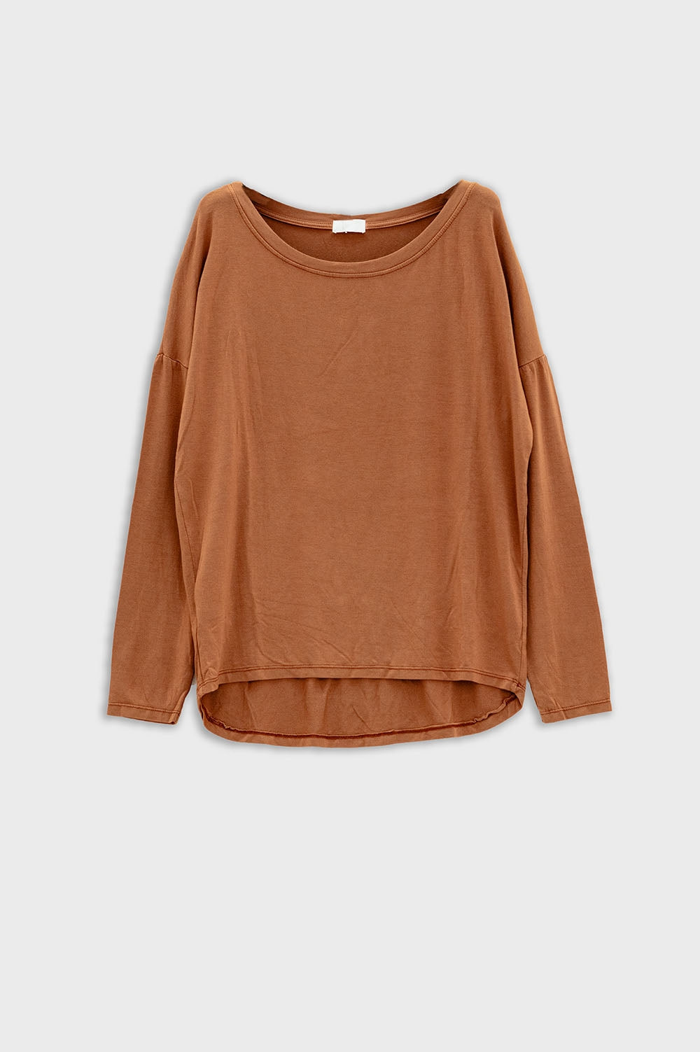 Q2 Cuello barco Camiseta de manga larga de modal en color camel