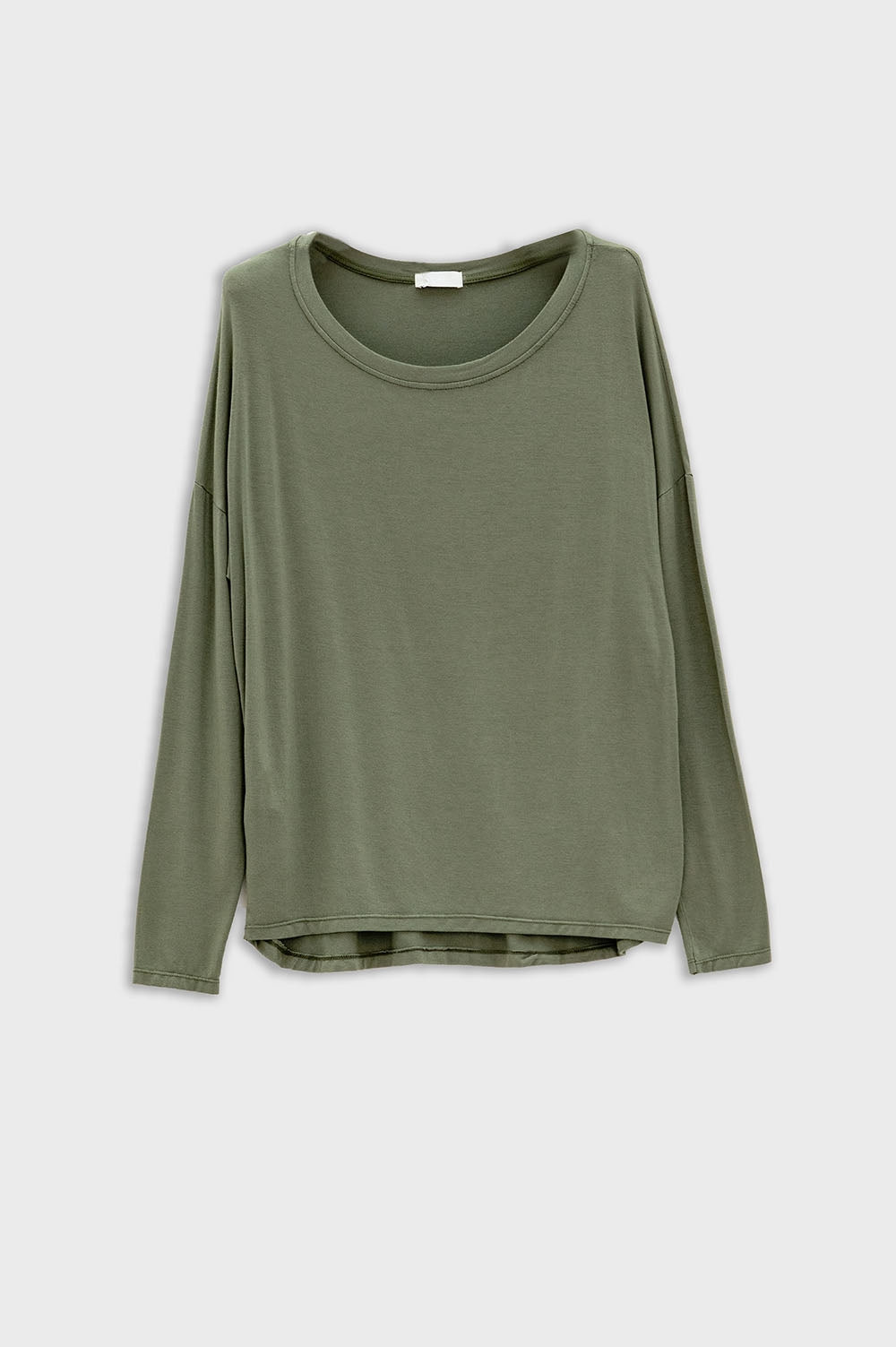 Q2 Cuello barco Camiseta de manga larga de modal en color caqui