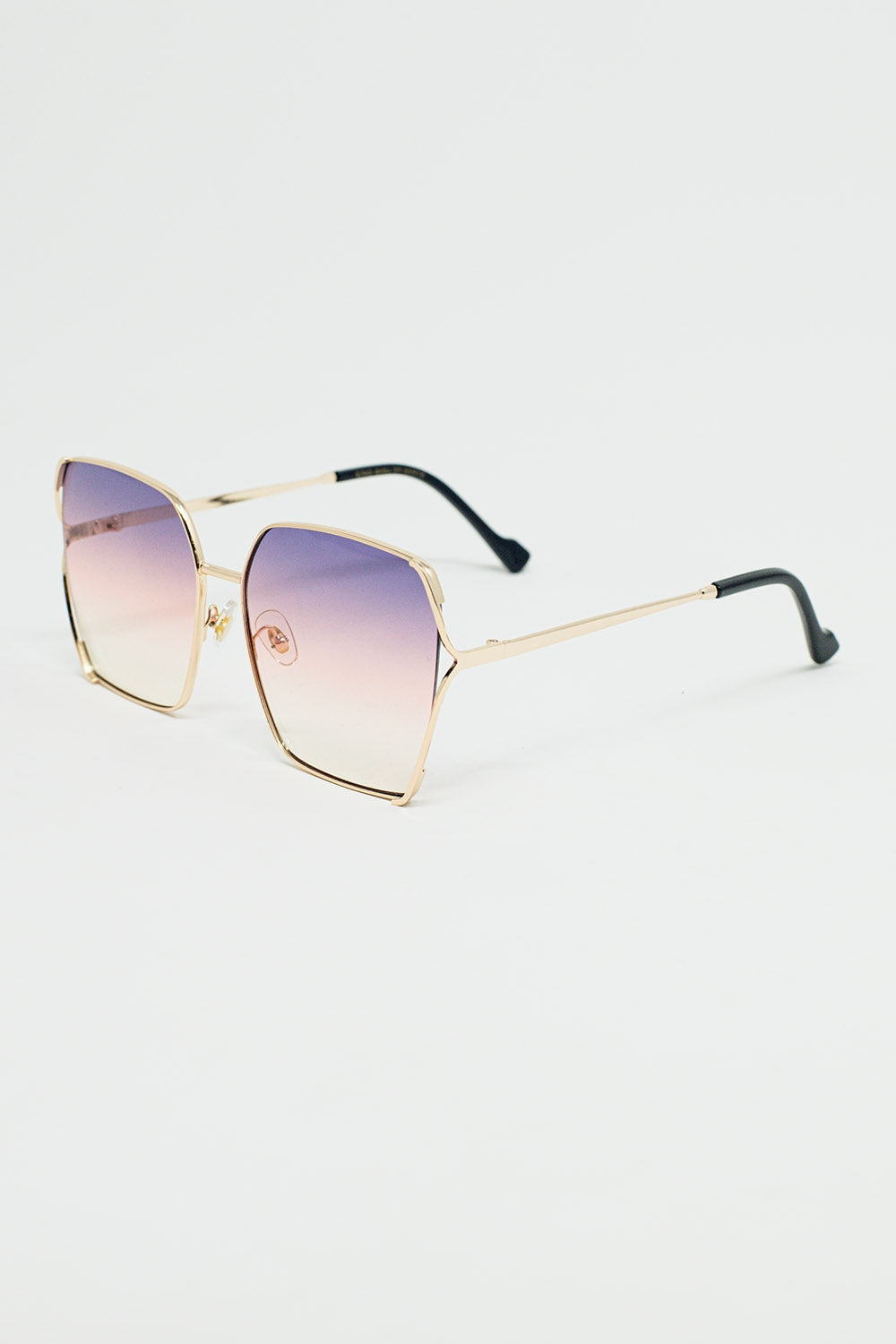 Gafas de sol cuadradas oversize de metal con lentes degradadas moradas