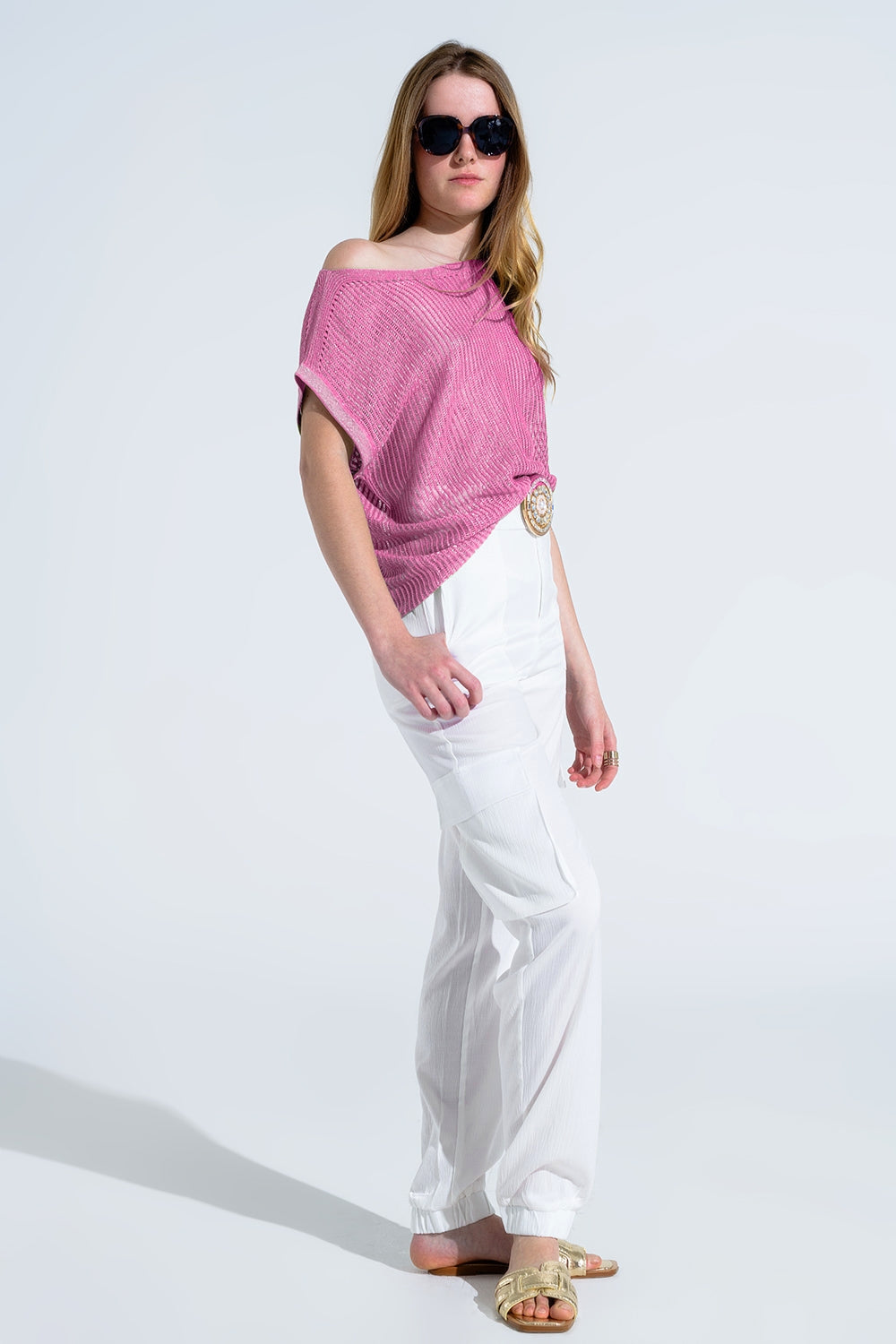Jersey de canalé con cuello barco y mangas casquillo en rosa