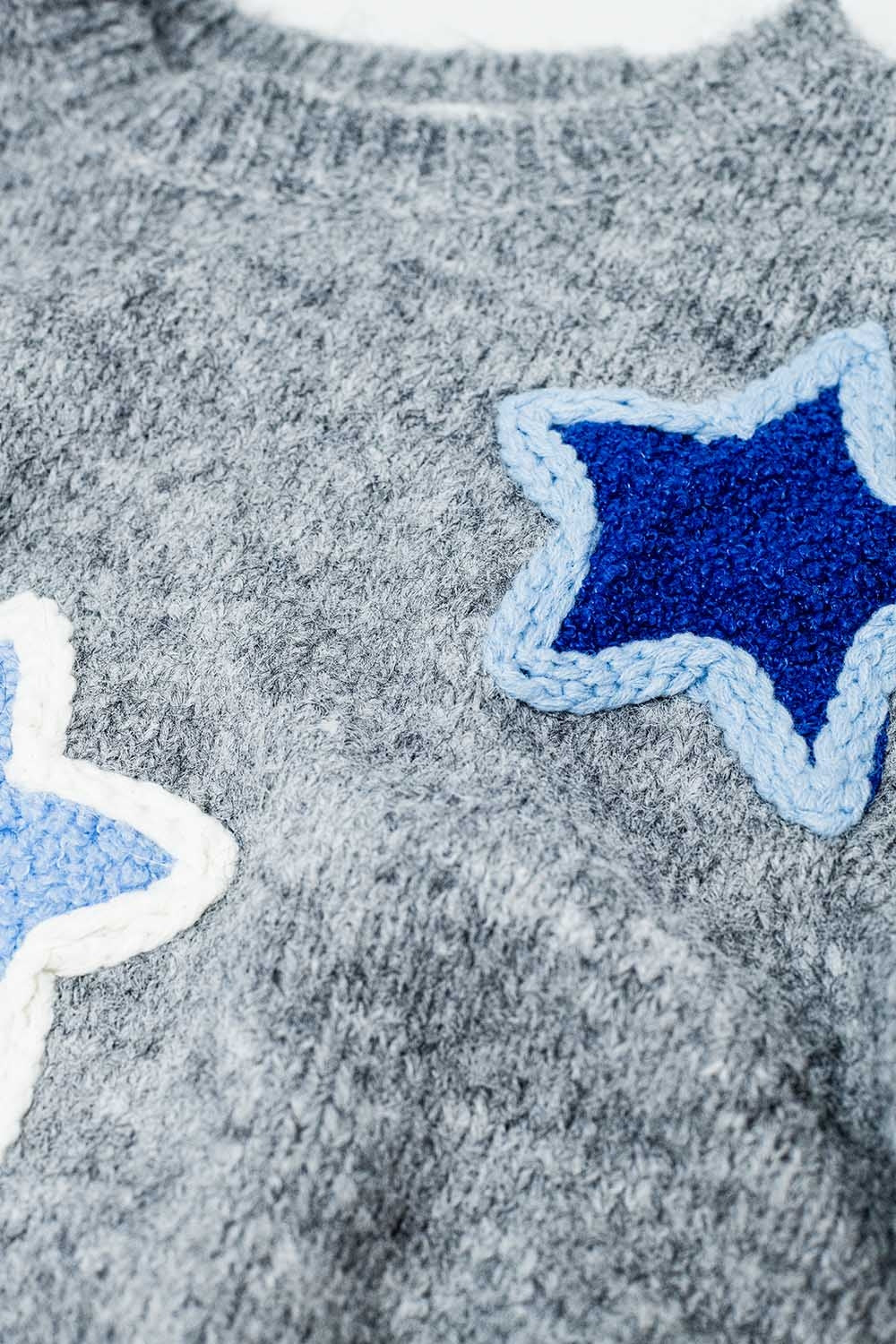 jersey gris Con Estrellas Bordadas