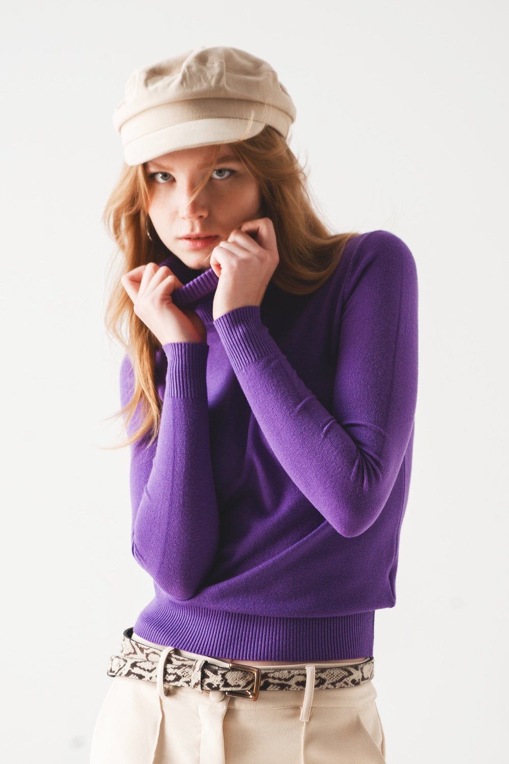 Jersey morado basico con cuello alto