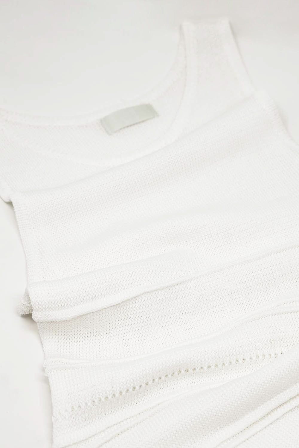 Maxi Vestido Blanco de Punto de Crochet sin Mangas