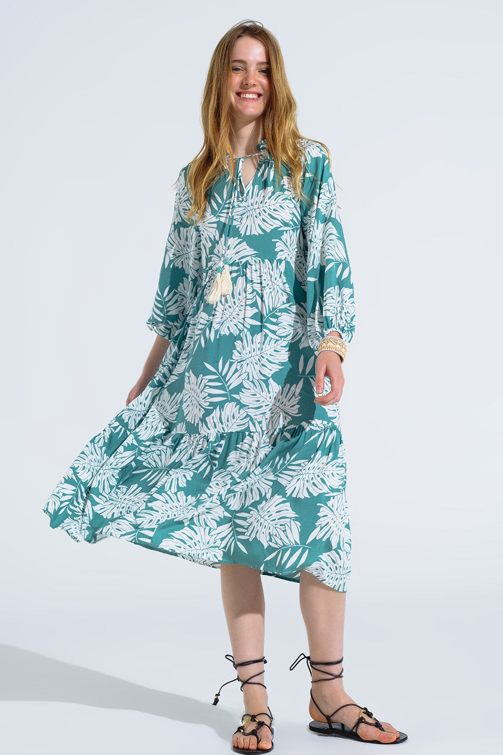 Maxi vestido boho con mangas globo y estampado de hojas en verde