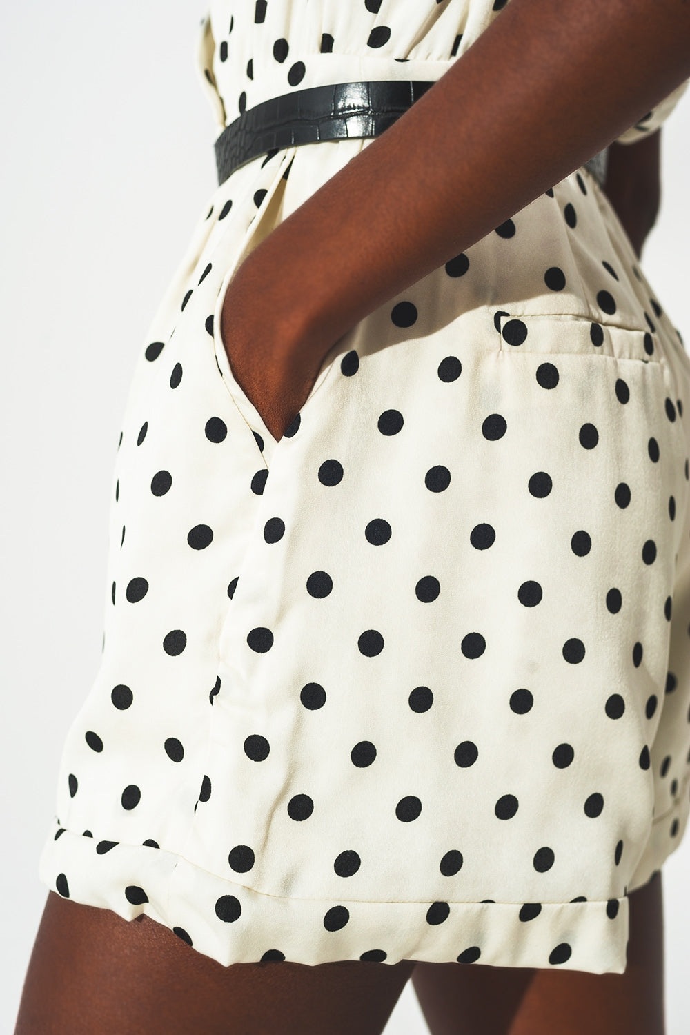 Mono corto con estampado de lunares