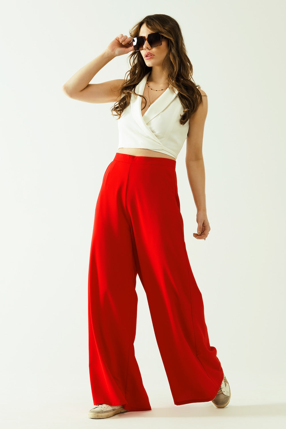 Pantalones acampanados amplios básicos rojos