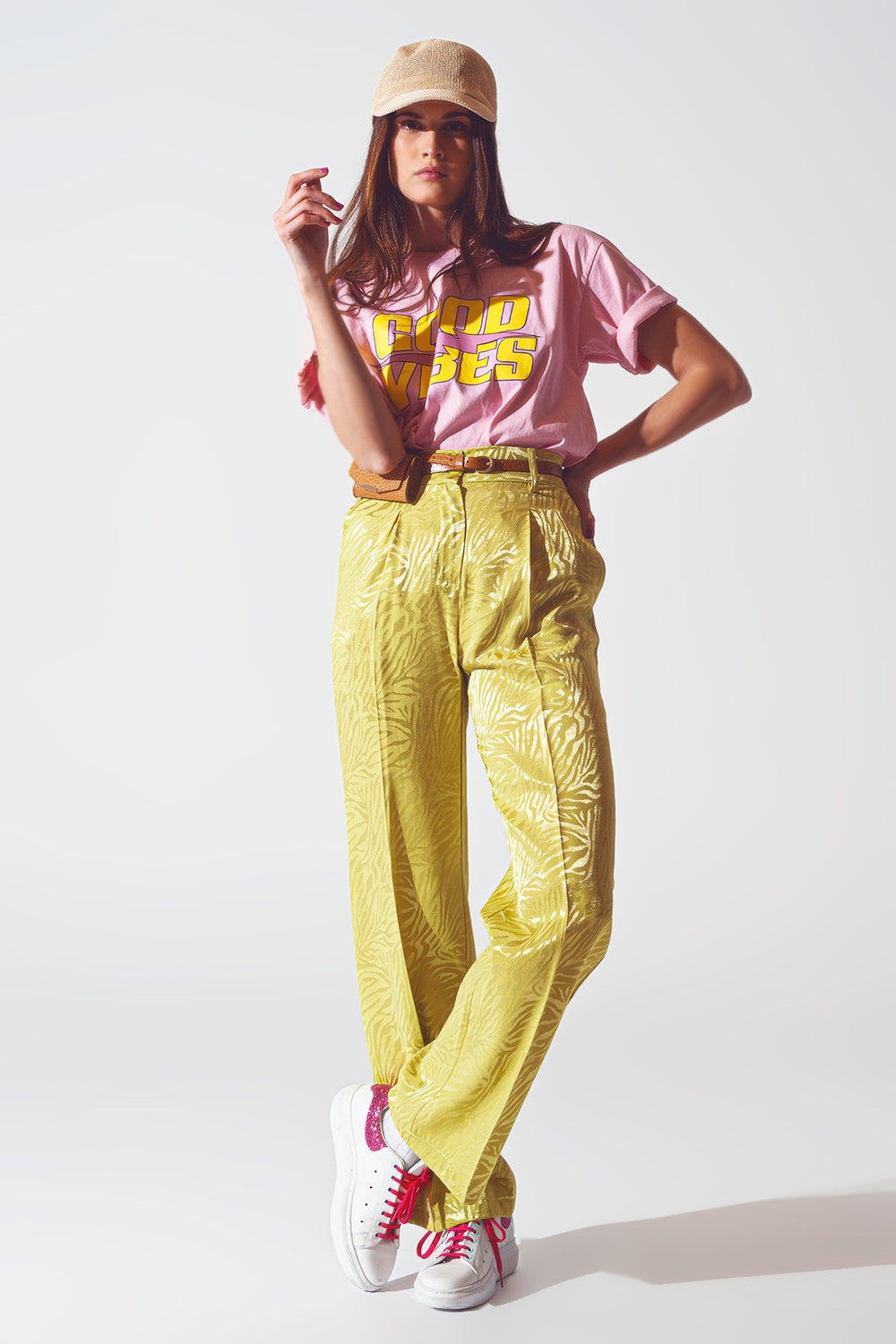 Pantalones de estampado de cebra de corte holgado en verde