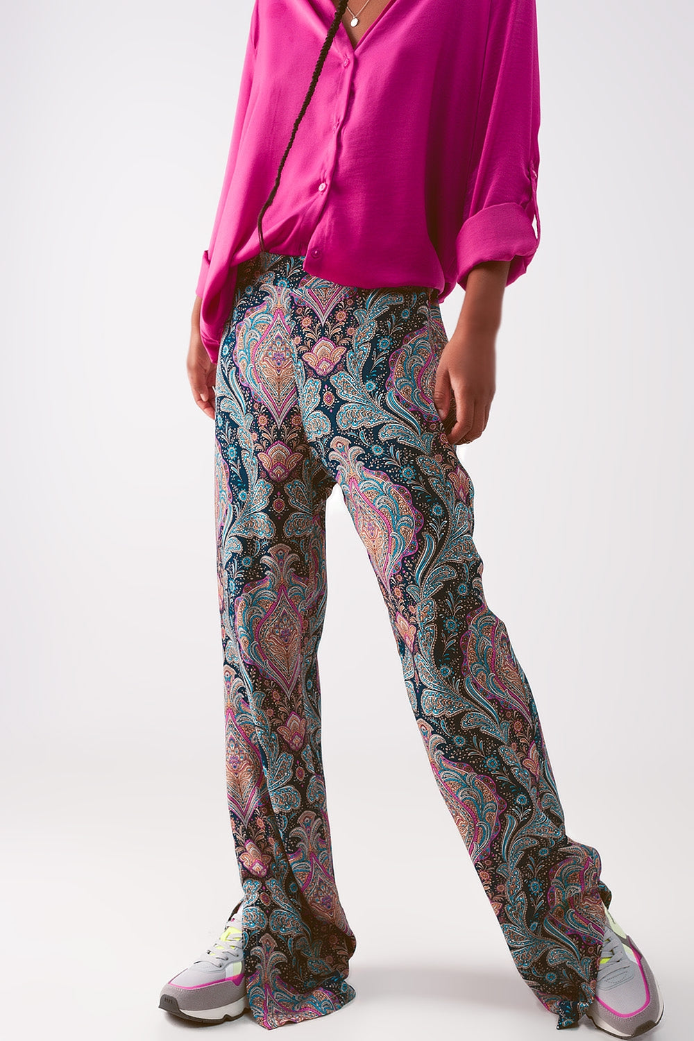 Pantalones de pernera ancha y estampado de cachemir en azul marino
