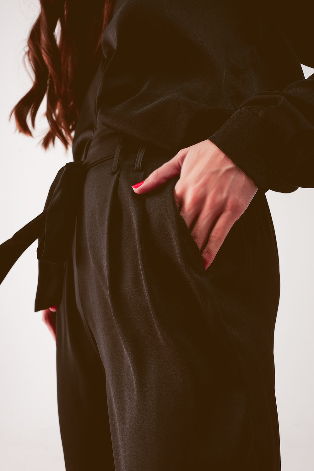Pantalones negros de pernera ancha con cinturón