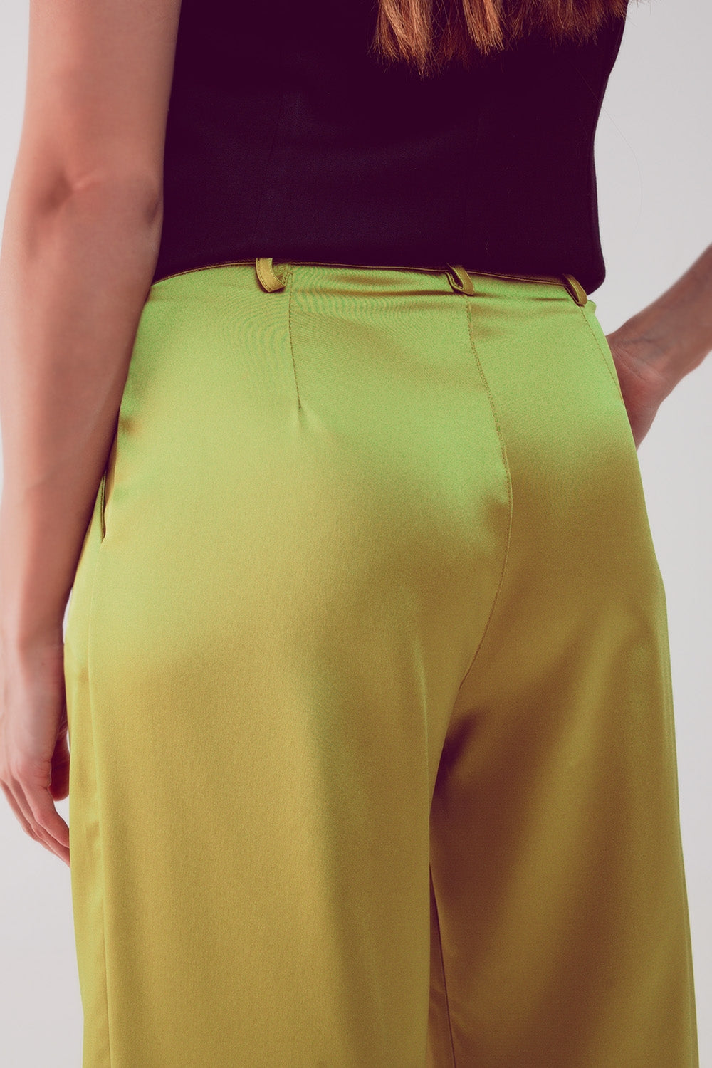 Pantalones palazzo con pinzas en lima