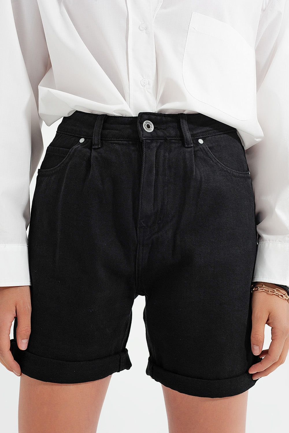 Shorts vaqueros Mom en negro