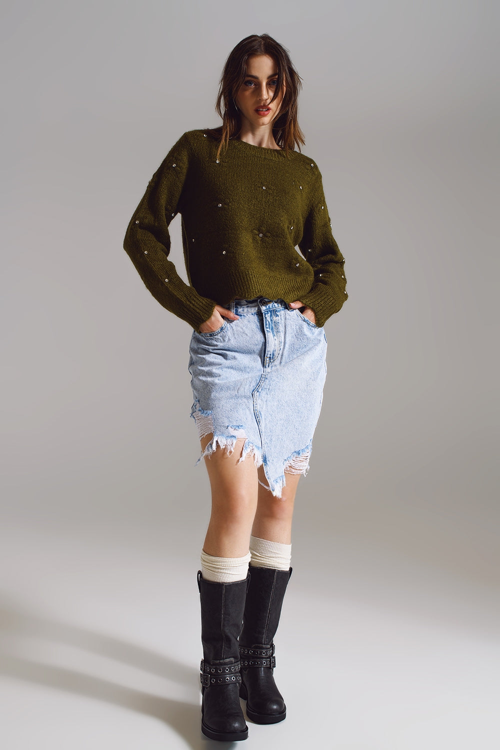 Sweater con Flores Tejidas y detalles de strass en khaki