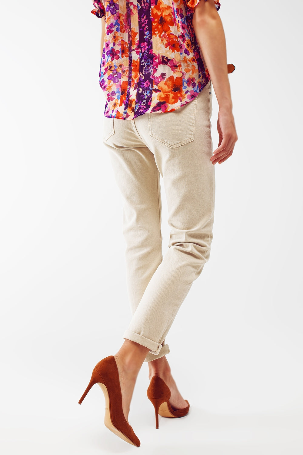 Vaqueros beige de corte pitillo de algodón elastico