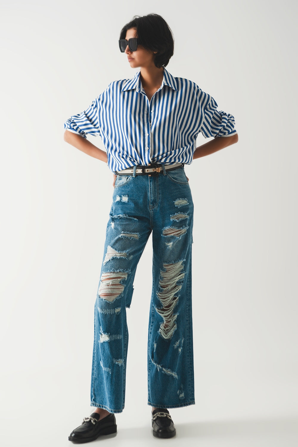 Vaqueros boyfriend desgarrados en azul