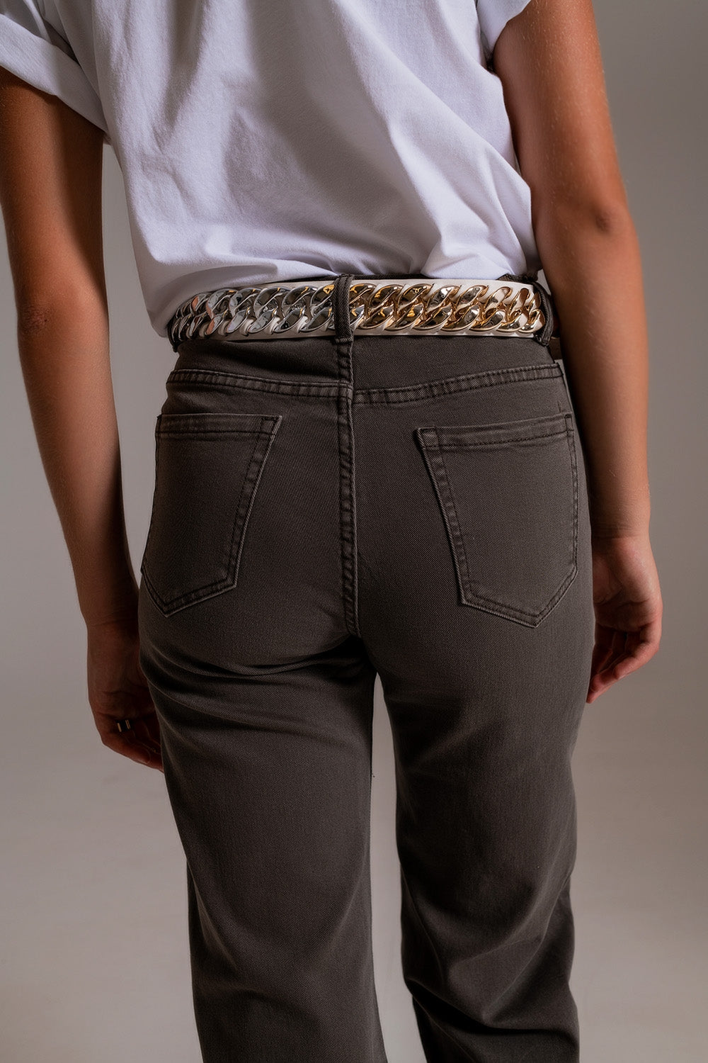 Vaqueros capri color gris de pernera ancha