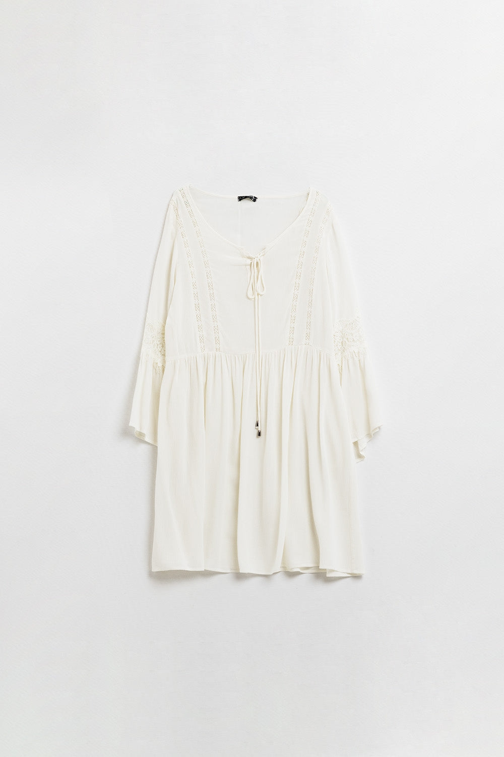 Q2 Vestido acampanado