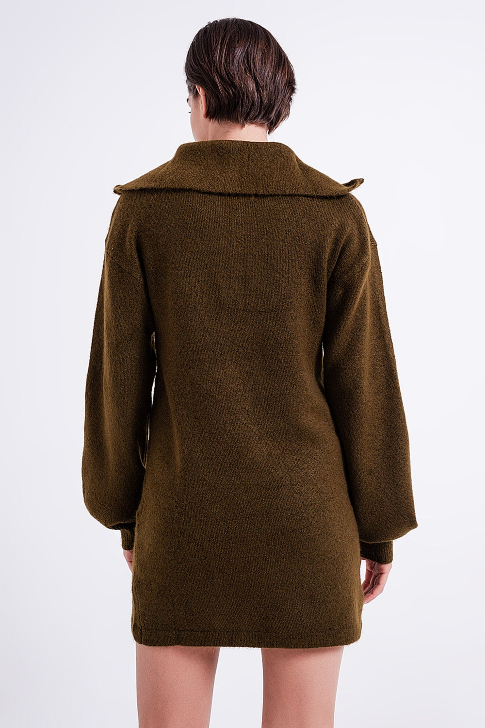 Vestido corto verde oscuro estilo jersey
