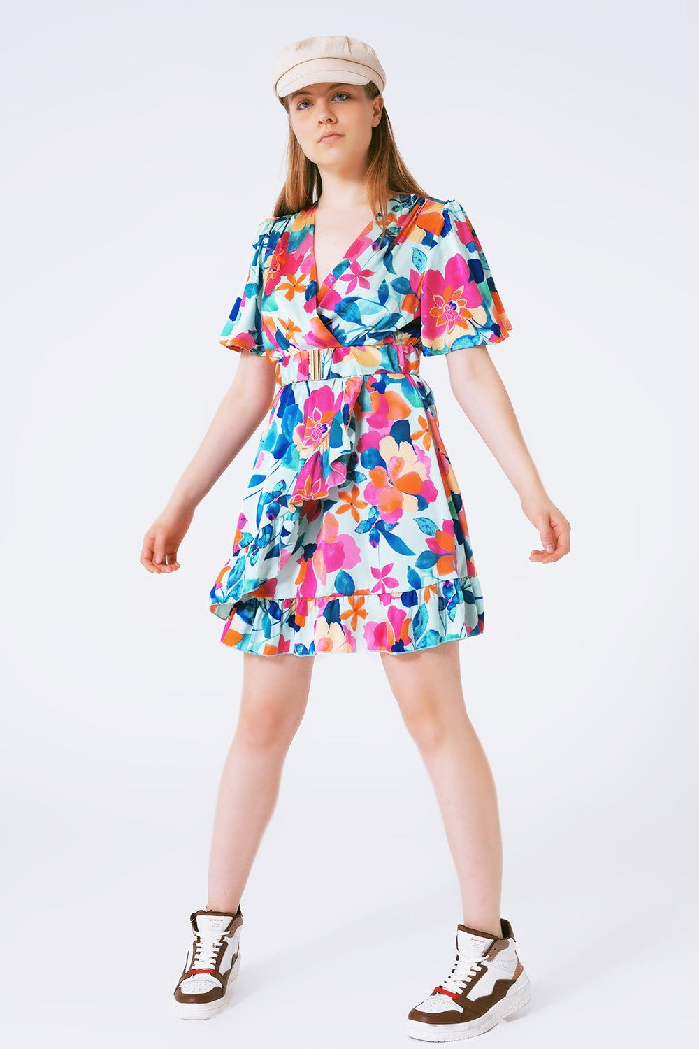 Vestido de raso suave estampado flores con cinturon