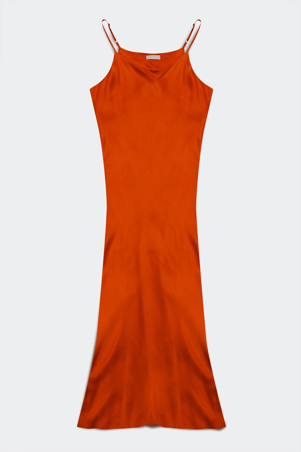 Q2 Vestido largo color naranja de tirantes con cuello desbocado de satén