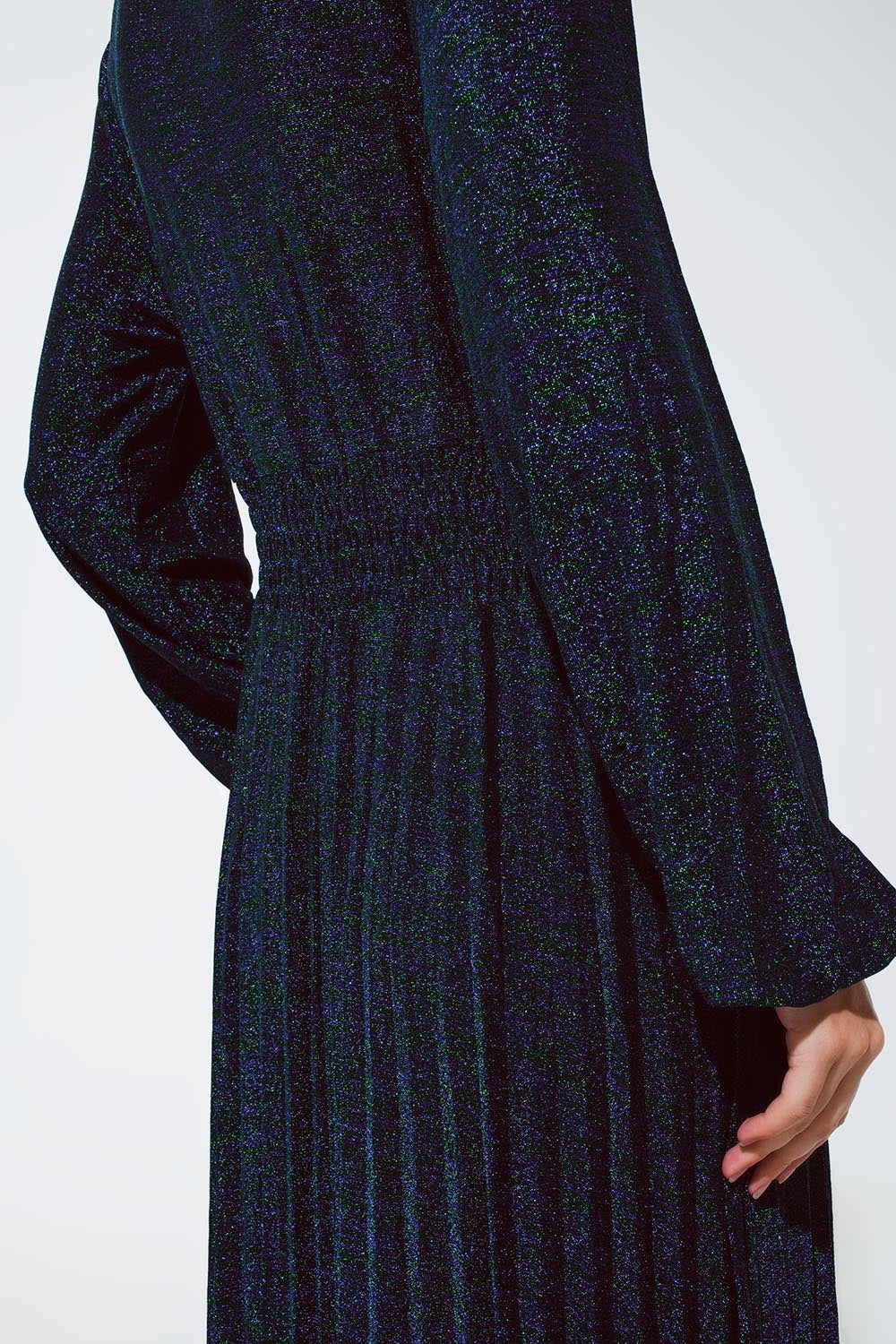 Vestido largo de manga larga con brillo en verde