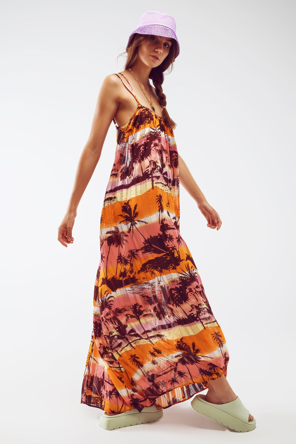 Vestido largo maxi de espalda abierta con estampado tropical en rosa