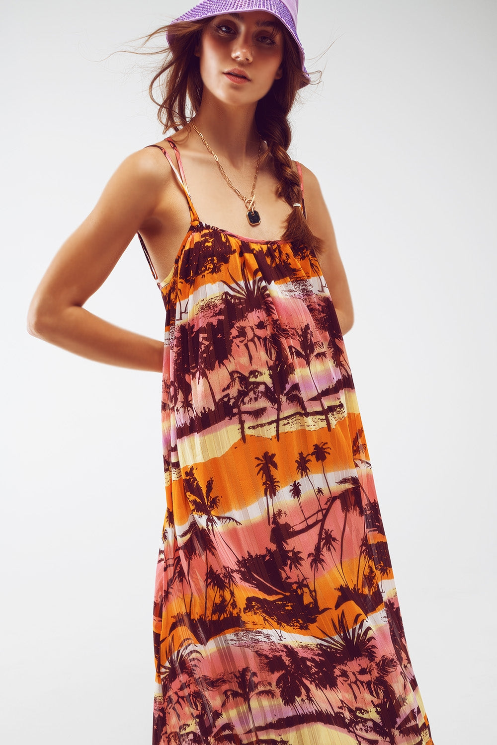 Vestido largo maxi de espalda abierta con estampado tropical en rosa