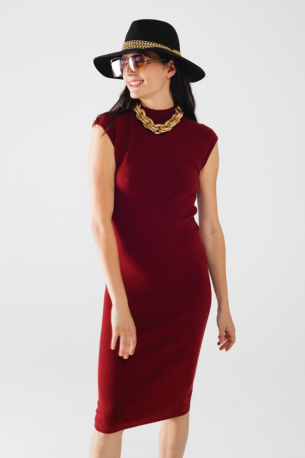 vestido midi burdeos ajustado sin mangas
