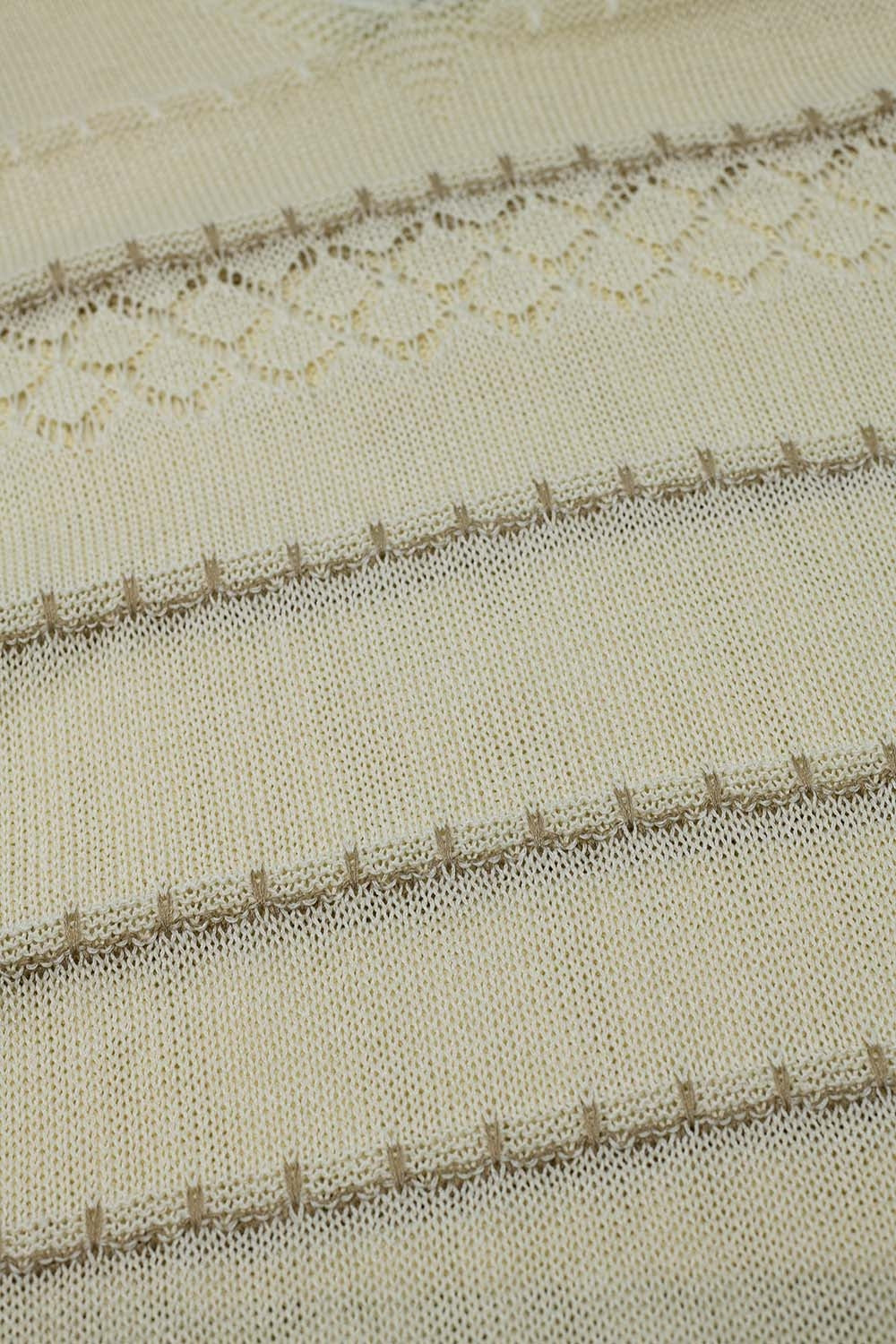 Vestido Midi Crema Sin Mangas Con Escote En V Y Diseño De Crochet