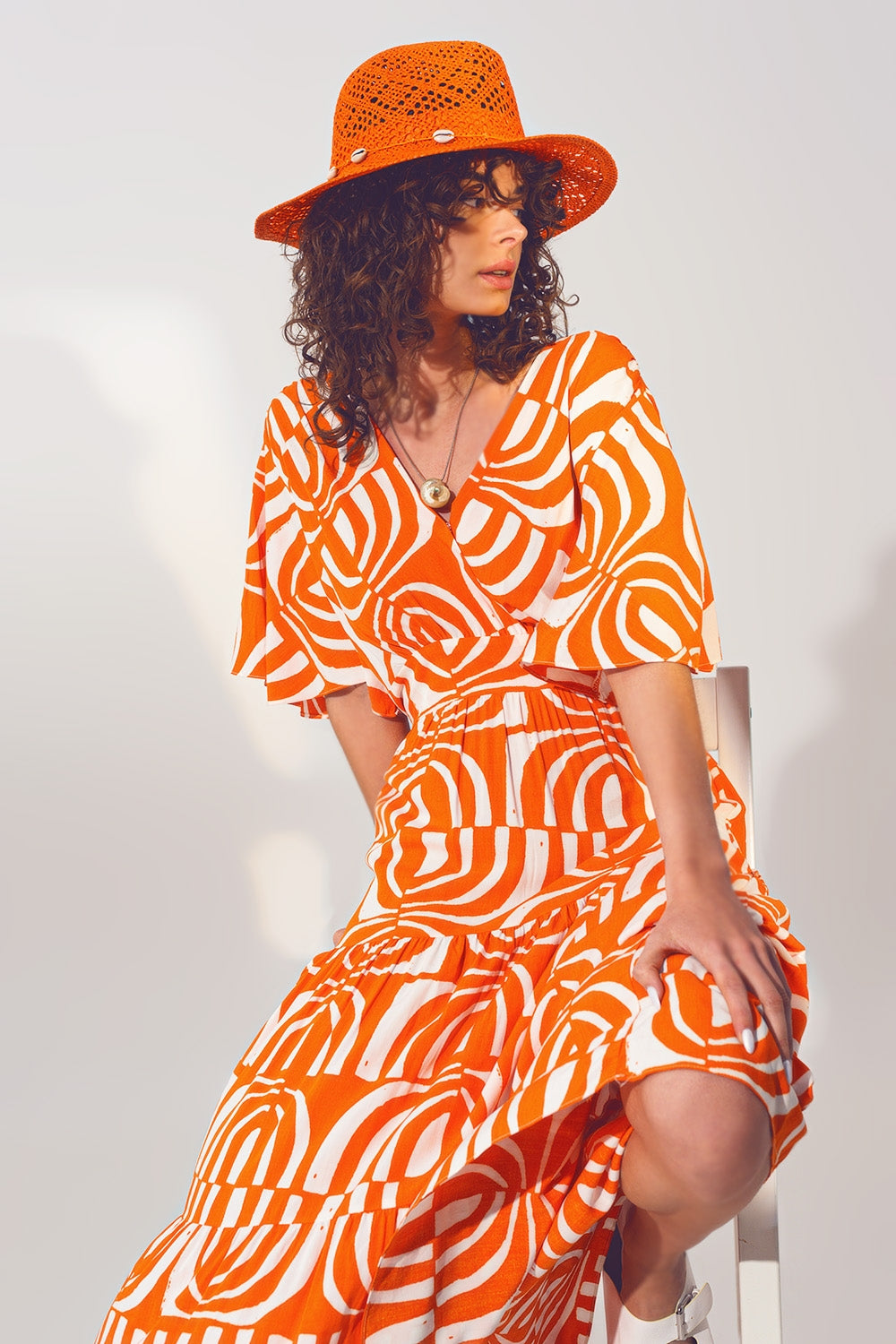 Vestido Midi Cuello V Estampado Naranja