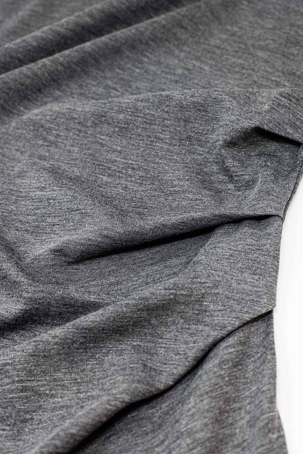 Vestido sin mangas de tencel elástico gris