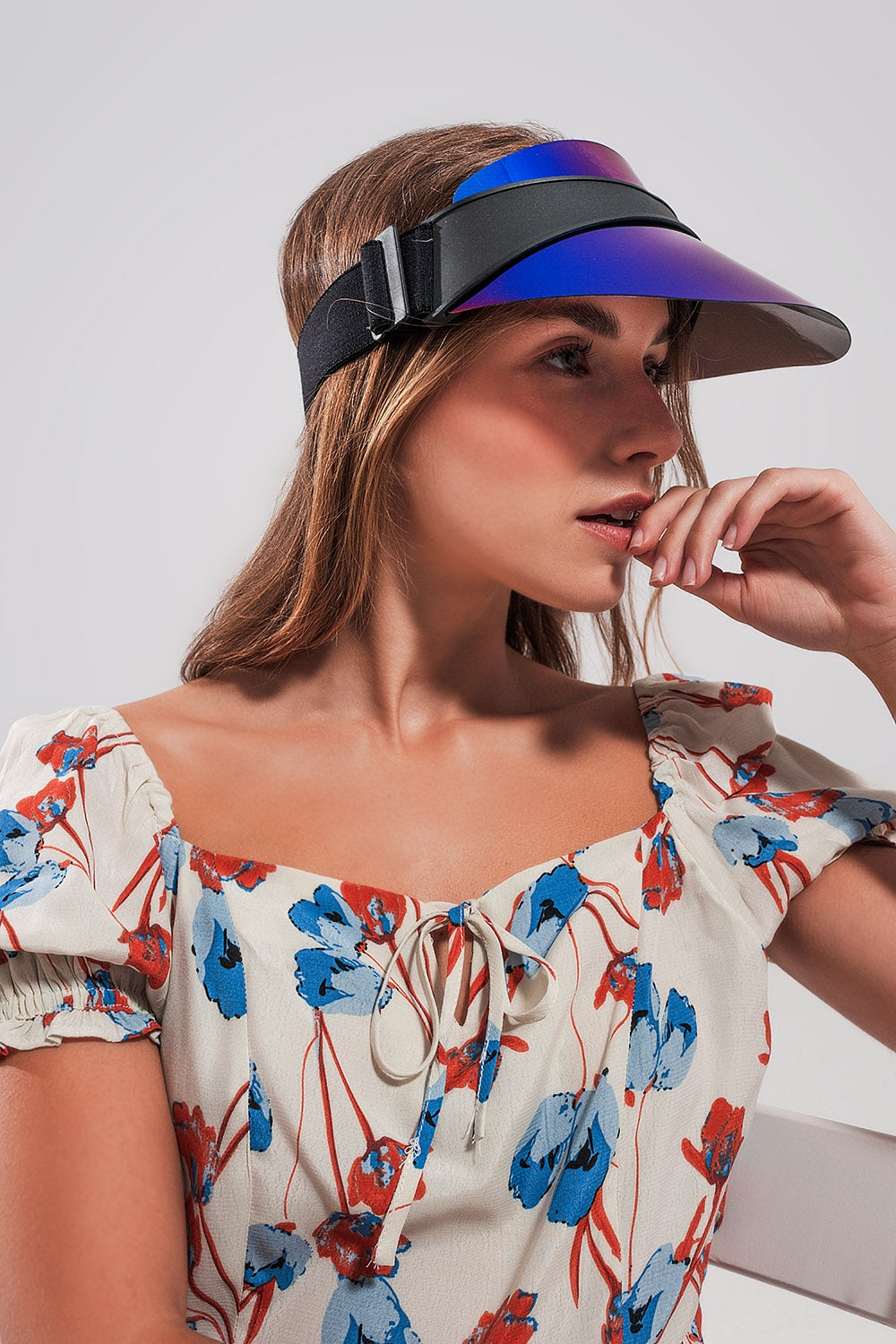 Visera azul
