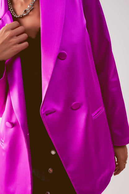 Americana de traje fucsia con doble botonadura de satén