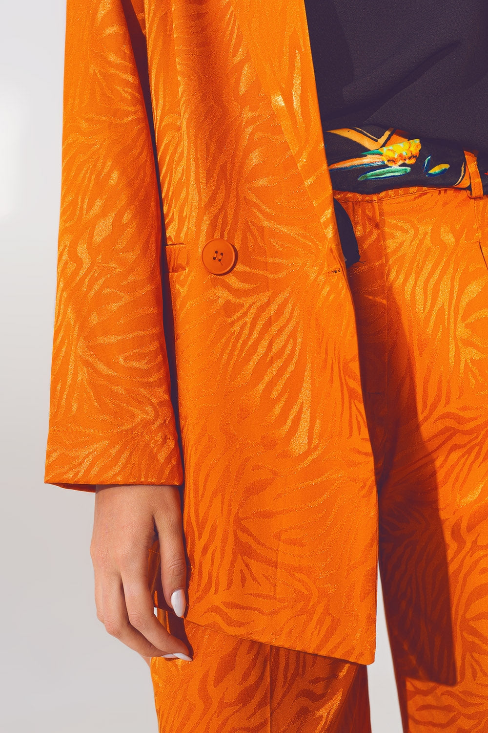 Blazer oversize con estampado de cebra en naranja