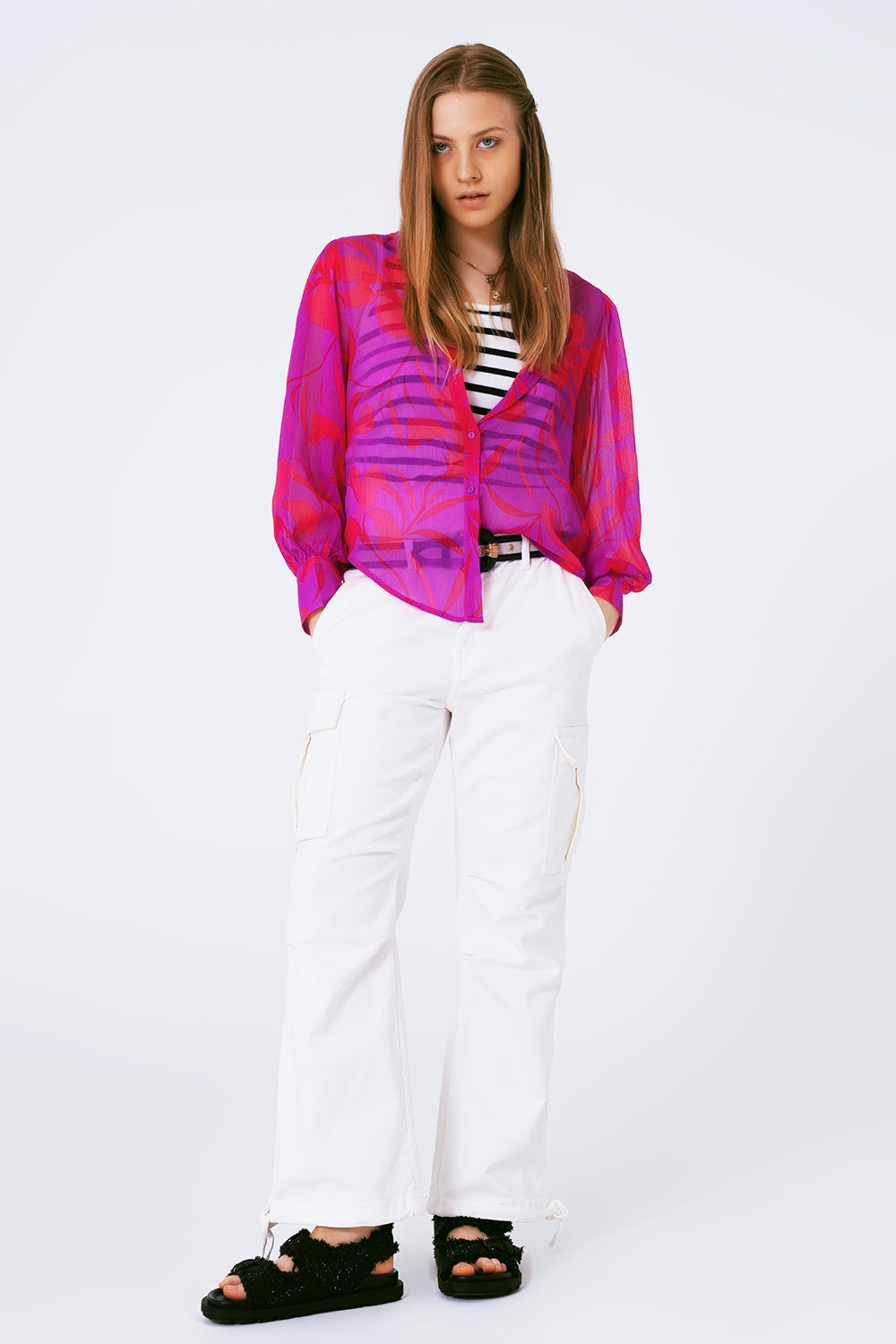 Blusa de gasa estampada flores en fuschia