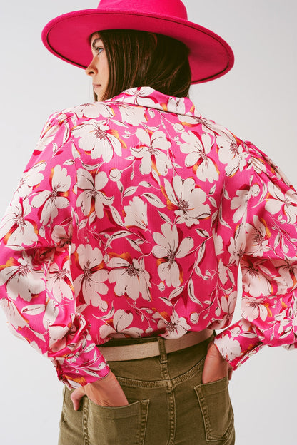 Blusa de gasa floral con mangas de volumen en rosa